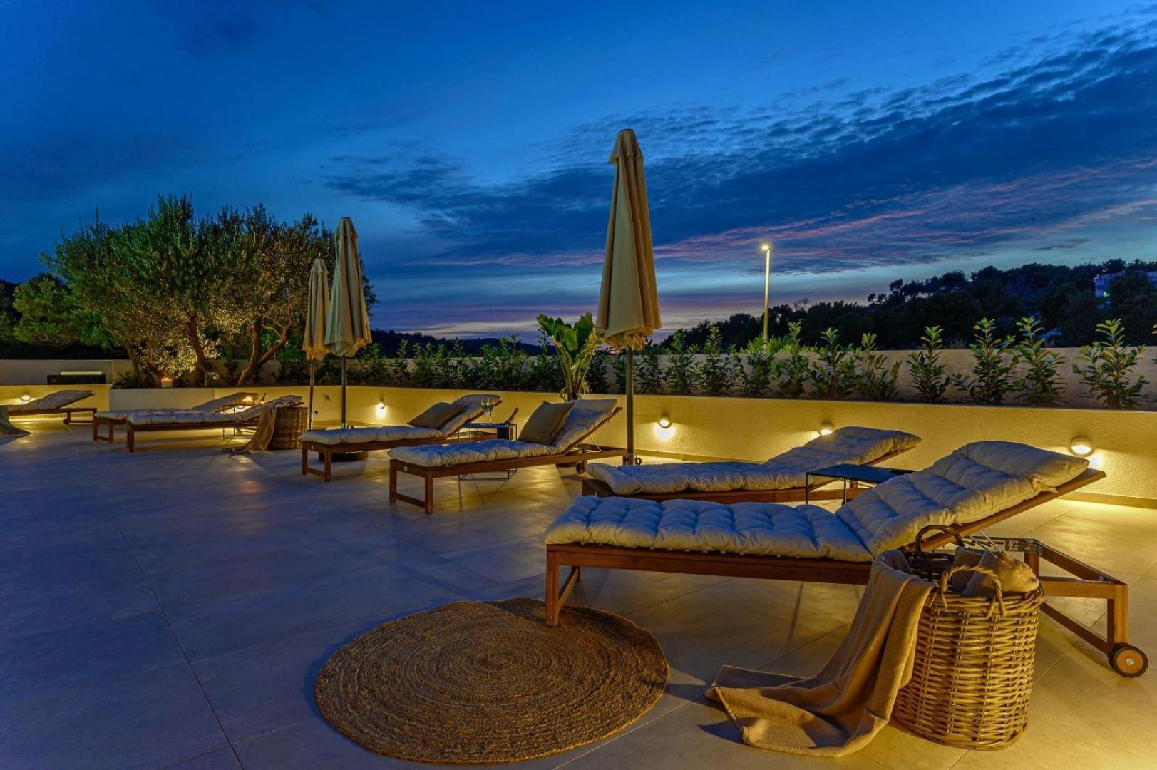 Luxury Villa Del Sogno With Pool, Jacuzzi, Parking Okrug Gornji Eksteriør bilde