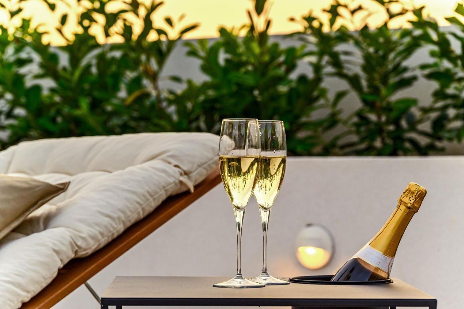 Luxury Villa Del Sogno With Pool, Jacuzzi, Parking Okrug Gornji Eksteriør bilde